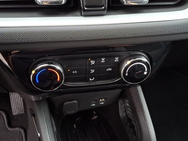 Used 2024 Chevrolet TrailBlazer LT FWD image 25