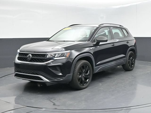 Used 2023 Volkswagen Taos S w/ Driver Assistance Package AWD/4WD image 4