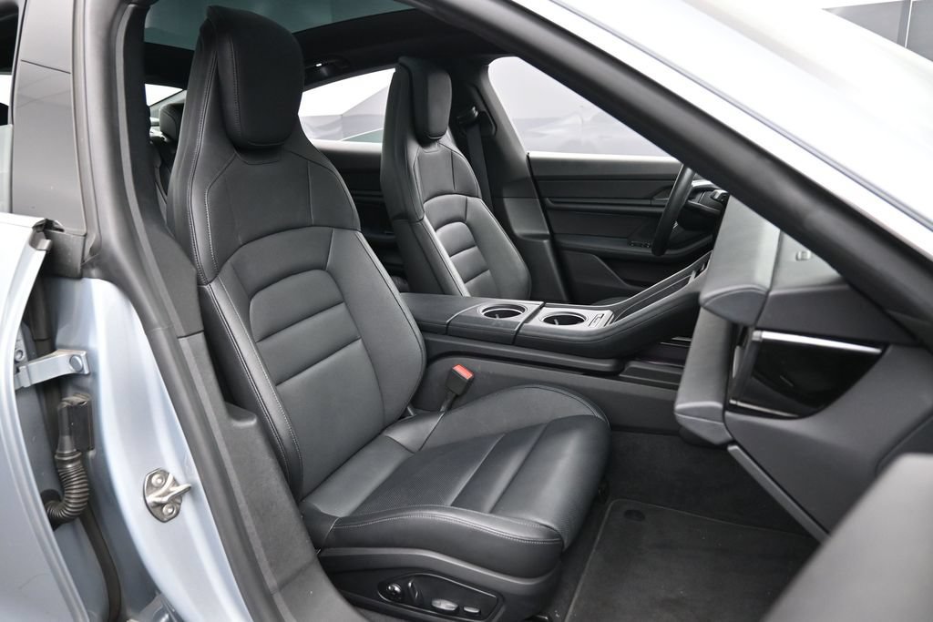 Certified 2021 Porsche Taycan 4S AWD/4WD image 28
