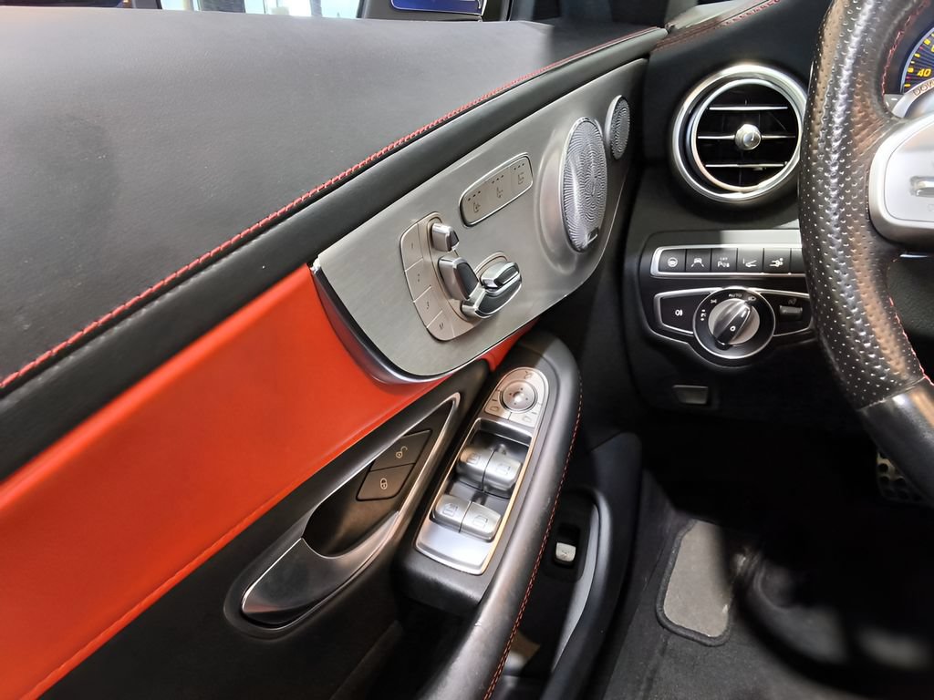 Used 2019 Mercedes-Benz C 63 AMG Cabriolet image 6