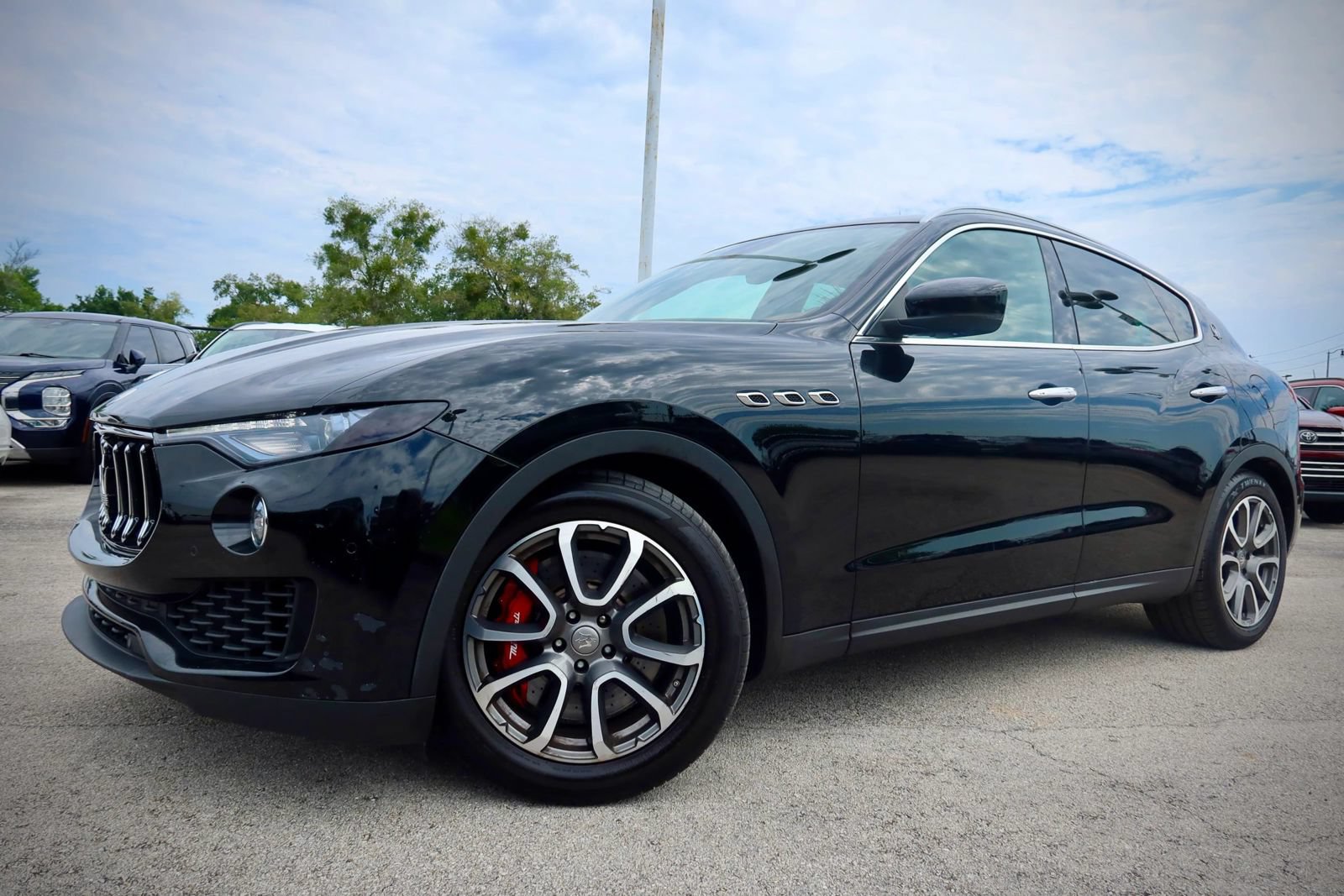 Used 2018 Maserati Levante S AWD/4WD image 5