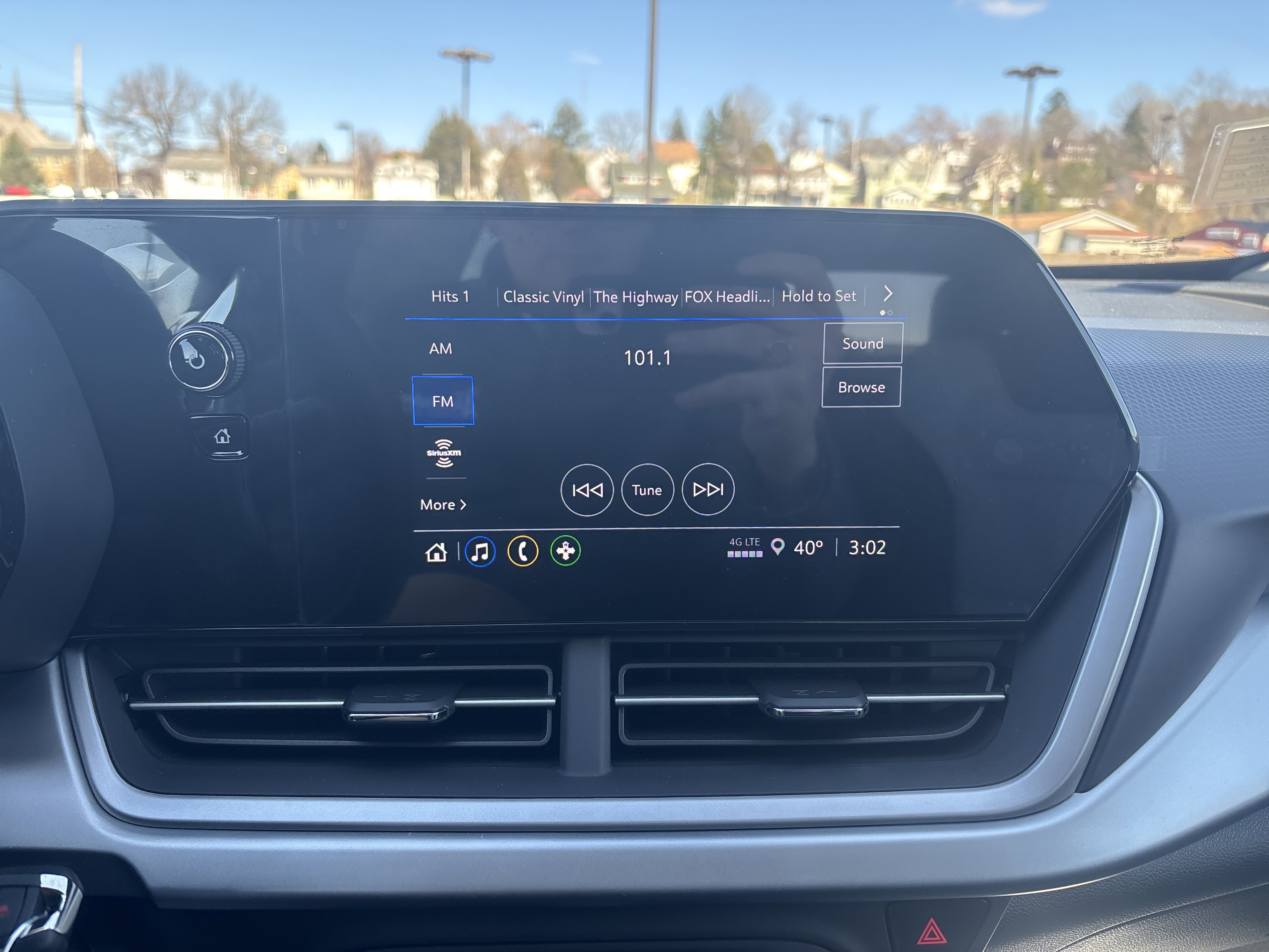 New 2026 Chevrolet Trax LS w/ LS Convenience Package FWD image 25