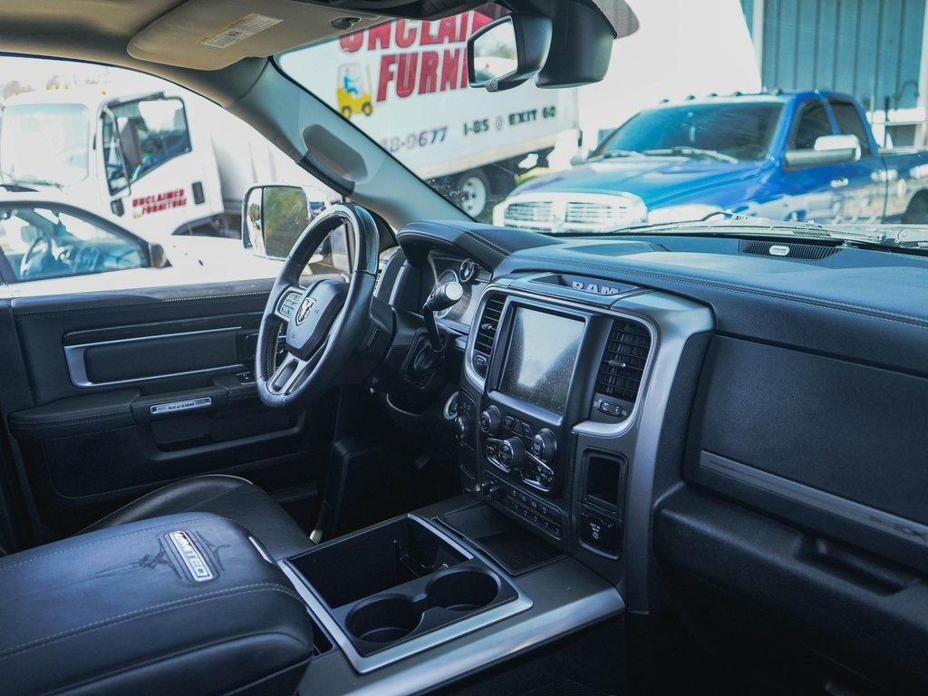 Used 2015 RAM 3500 Laramie Longhorn image 10