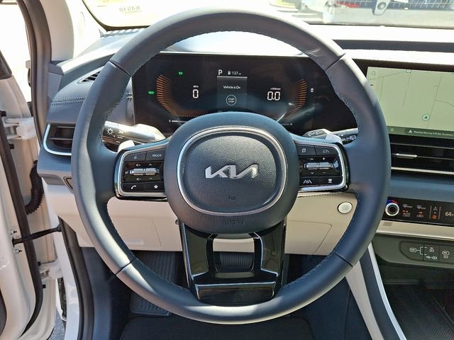 New 2026 Kia Carnival EX image 17