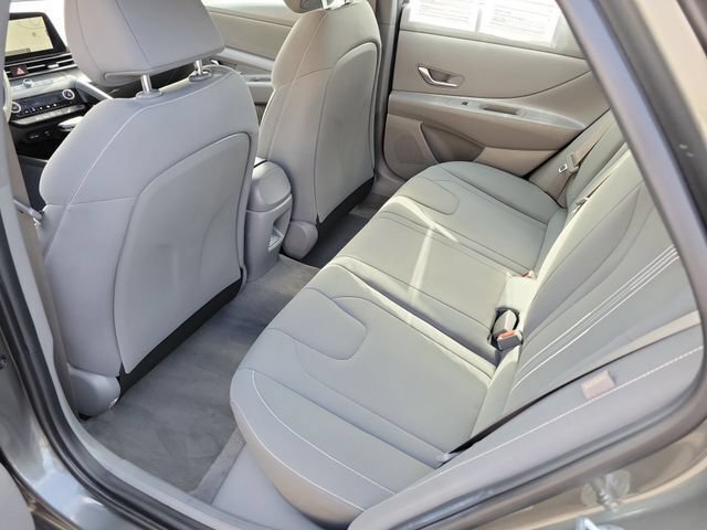 Certified 2024 Hyundai Elantra SEL FWD image 25