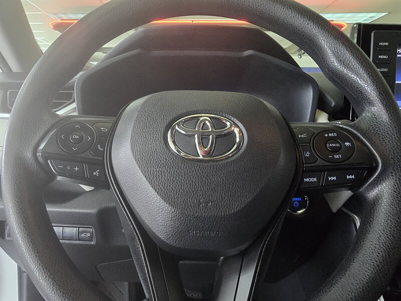 Used 2020 Toyota RAV4 XLE w/ Convenience Package AWD/4WD image 26