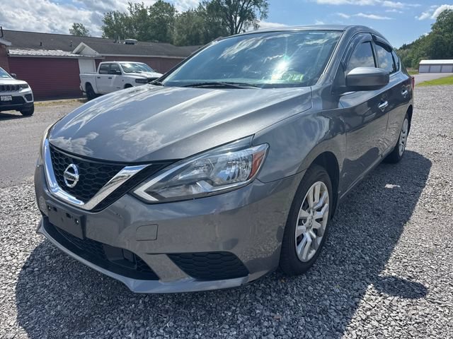 Used 2018 Nissan Sentra SV w/ Premium Package (P01) FWD image 2