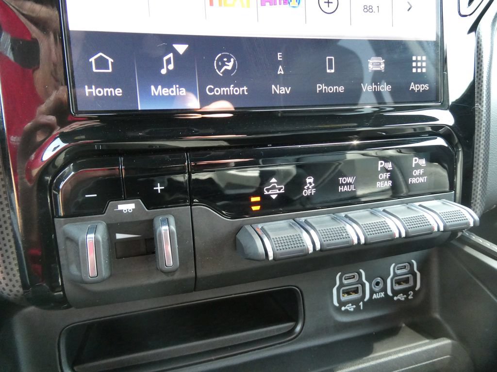 Used 2023 RAM 1500 Limited AWD/4WD image 30