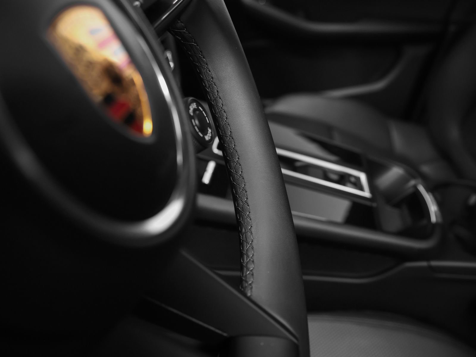 Certified 2026 Porsche Macan image 33