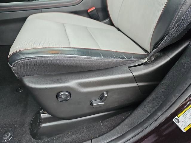 Used 2024 Dodge Durango GT image 28