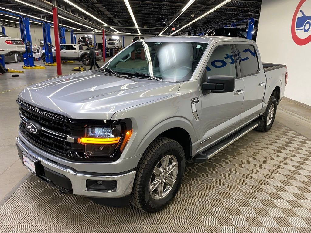 Used 2025 Ford F150 XLT w/ Equipment Group 301A Standard AWD/4WD image 6
