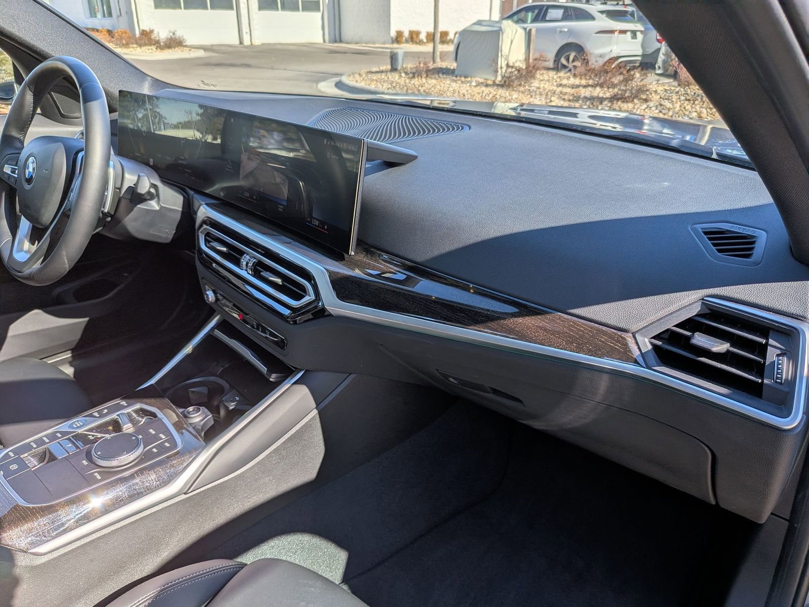 Used 2023 BMW 330i Sedan w/ Driving Assistance Package image 41