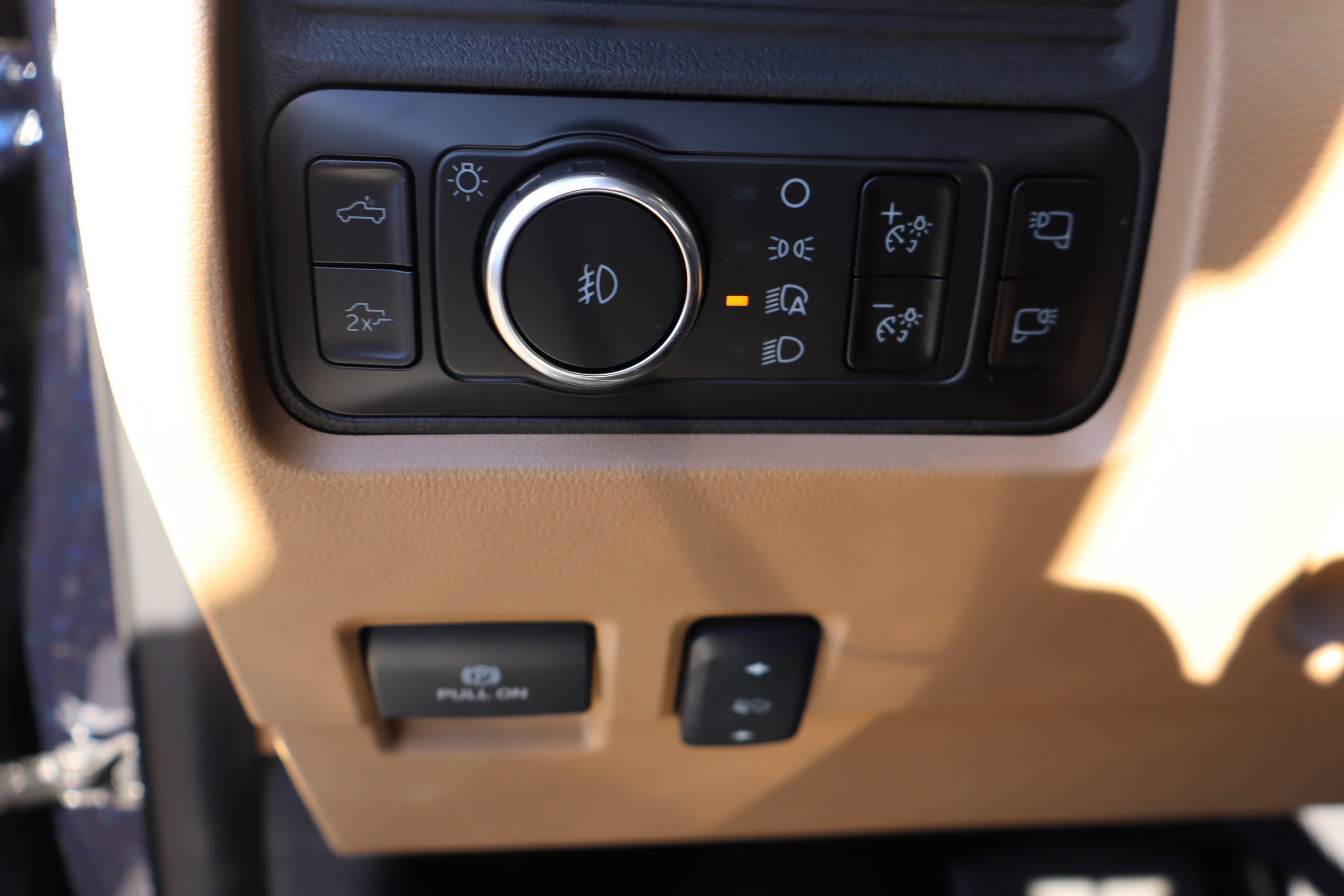 Used 2025 Ford F250 Lariat image 21