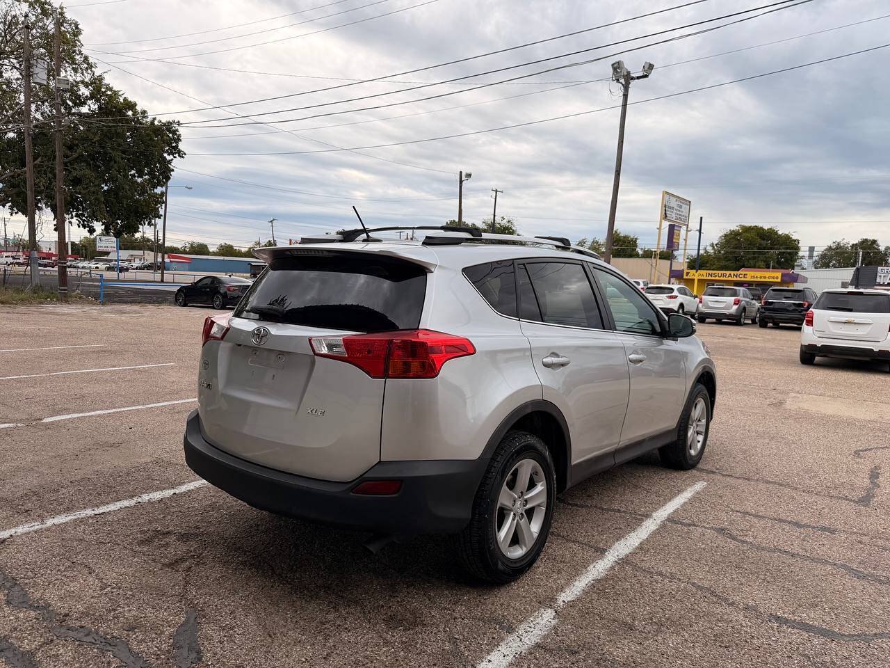 Used 2014 Toyota RAV4 XLE FWD image 6