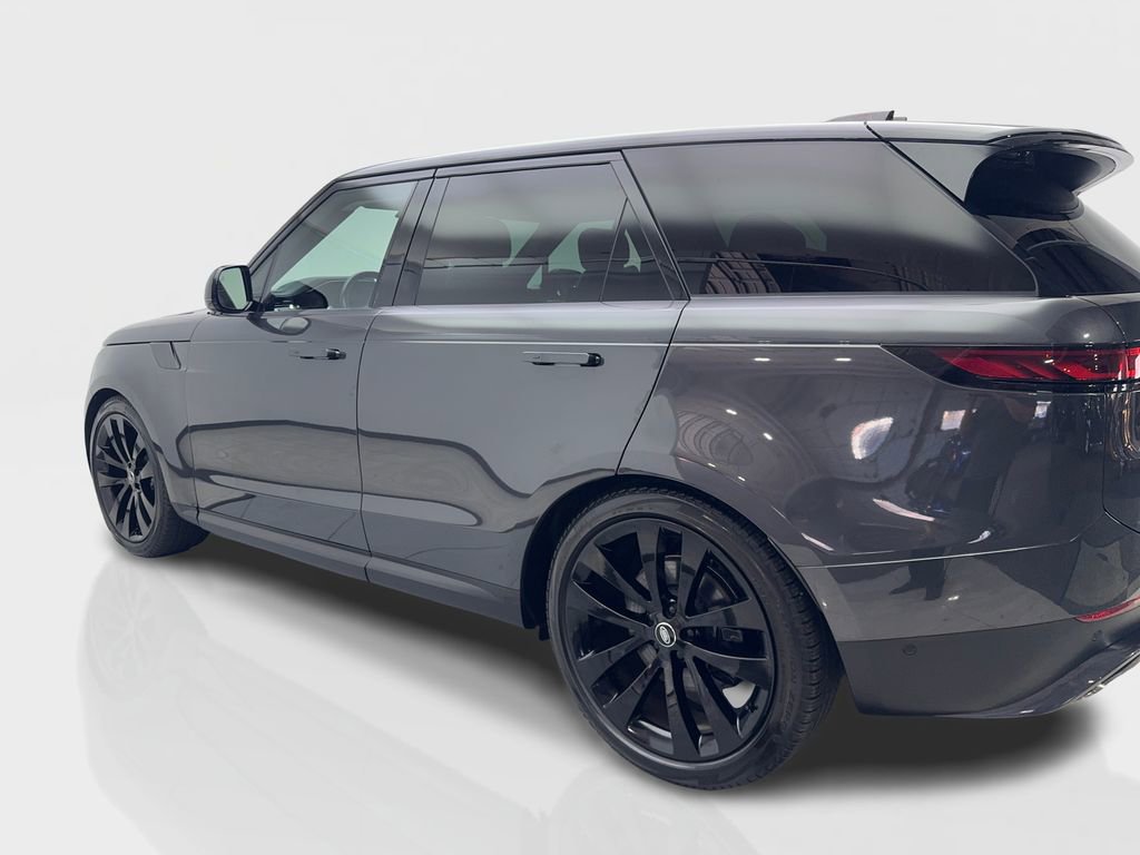 Used 2024 Land Rover Range Rover Sport SE image 14