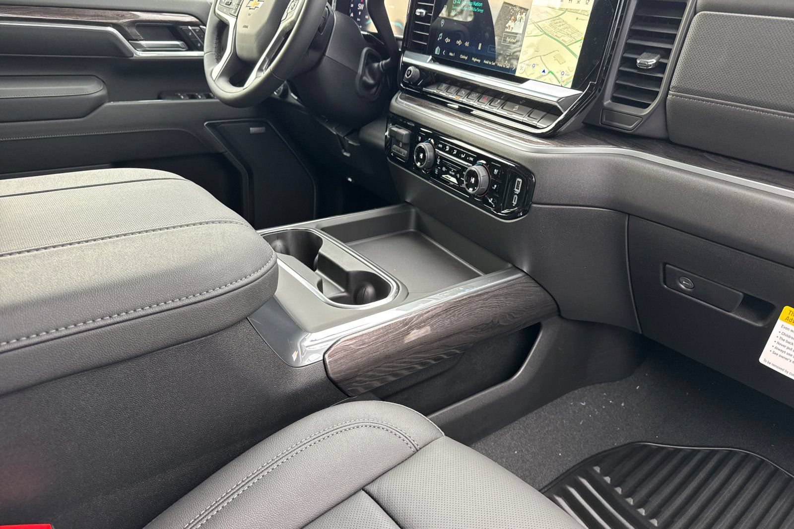 New 2026 Chevrolet Silverado 2500 LTZ w/ LTZ Premium Package AWD/4WD image 14