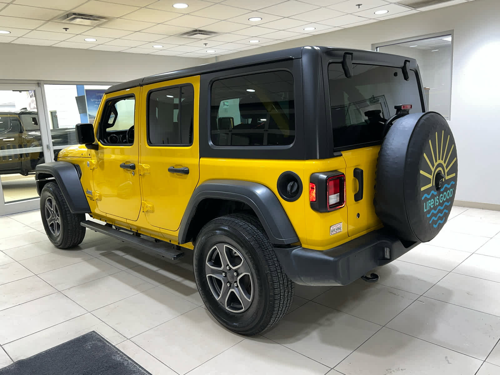 Used 2018 Jeep Wrangler Unlimited Sport S image 10