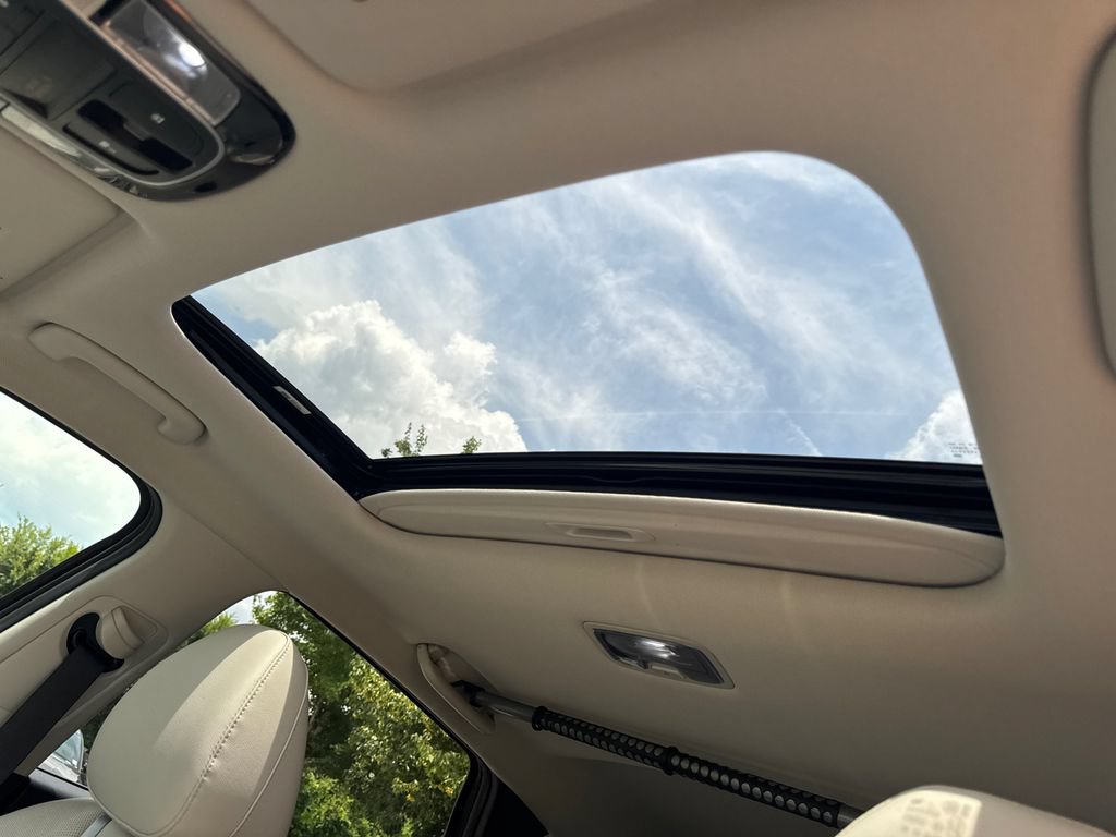 Used 2022 Hyundai Tucson SEL w/ Convenience + Premium Package FWD image 33