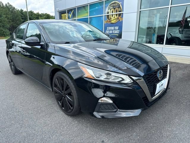 Used 2021 Nissan Altima 2.5 SR FWD image 1