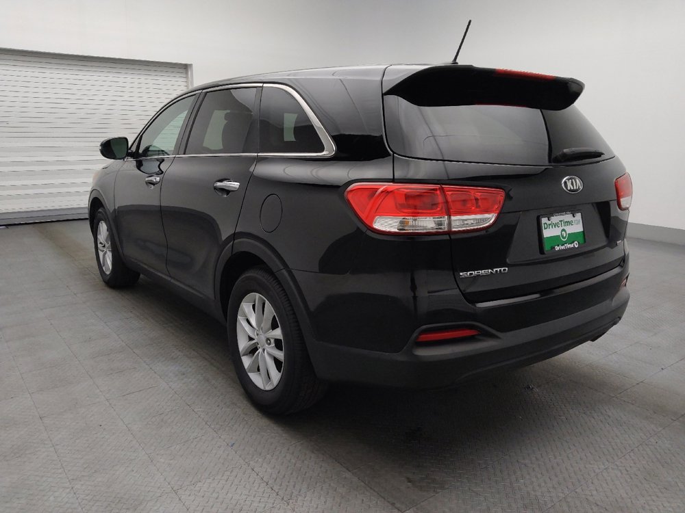 Used 2017 Kia Sorento L image 5