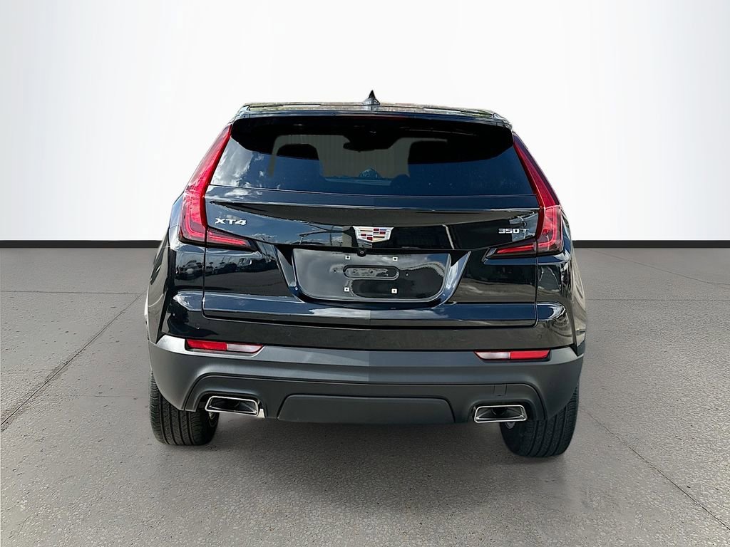 Used 2023 Cadillac XT4 Luxury w/ Cold Weather Package image 6