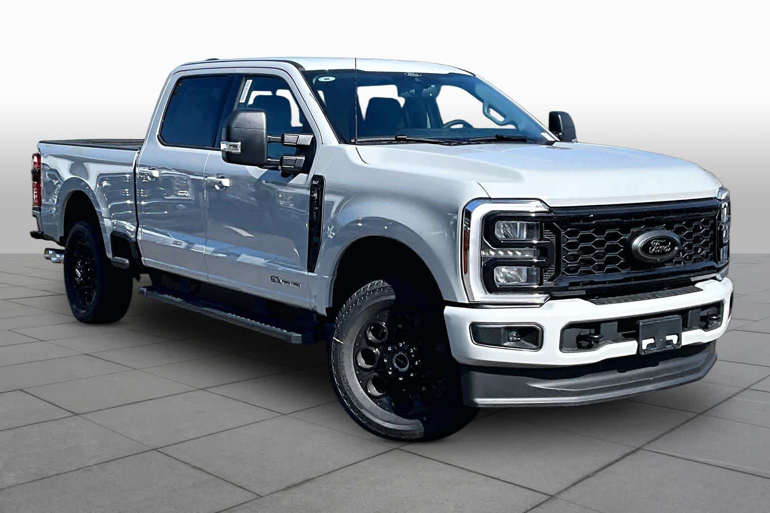 New 2026 Ford F250 XLT w/ XLT Premium Package AWD/4WD image 2