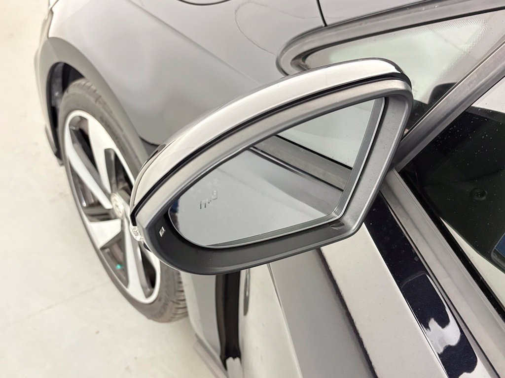 Used 2021 Volkswagen GTI S FWD image 11