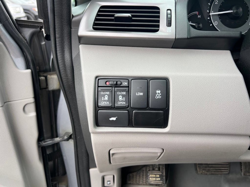 Used 2016 Honda Odyssey EX-L image 16