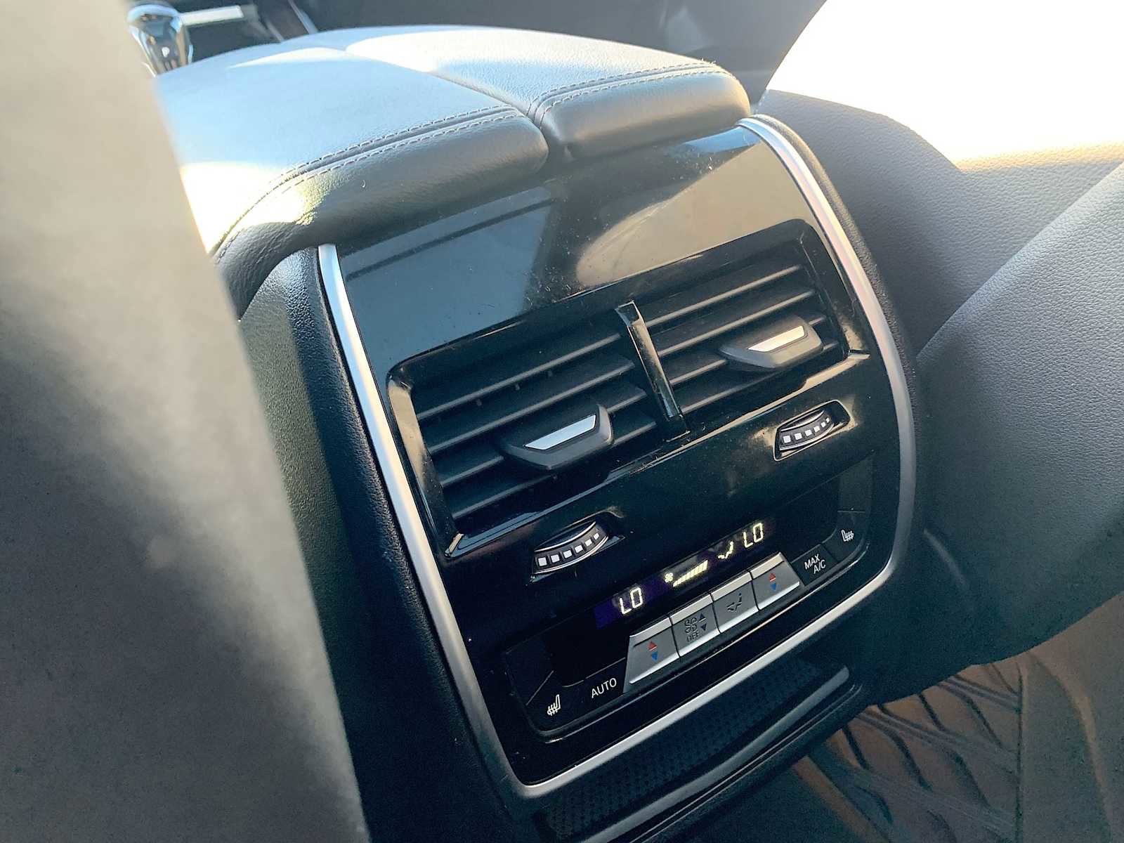 Used 2020 BMW X5 sDrive40i w/ Premium Package image 22