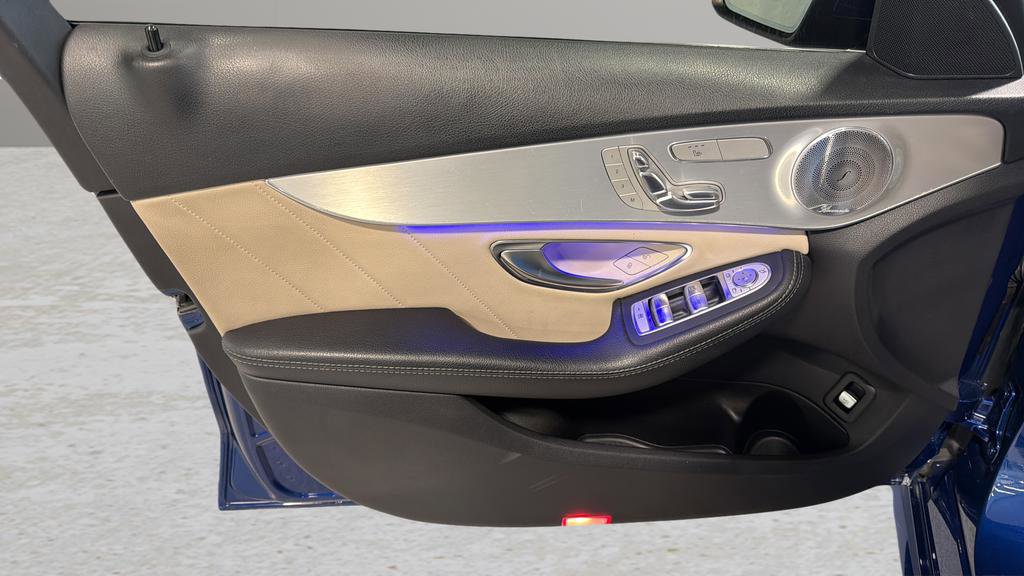 Used 2020 Mercedes-Benz C 300 C 300 image 10