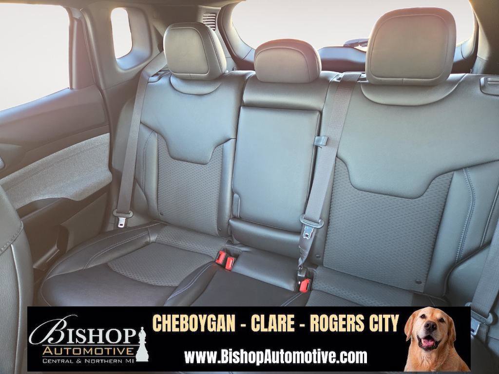 Used 2024 Jeep Compass Latitude image 26