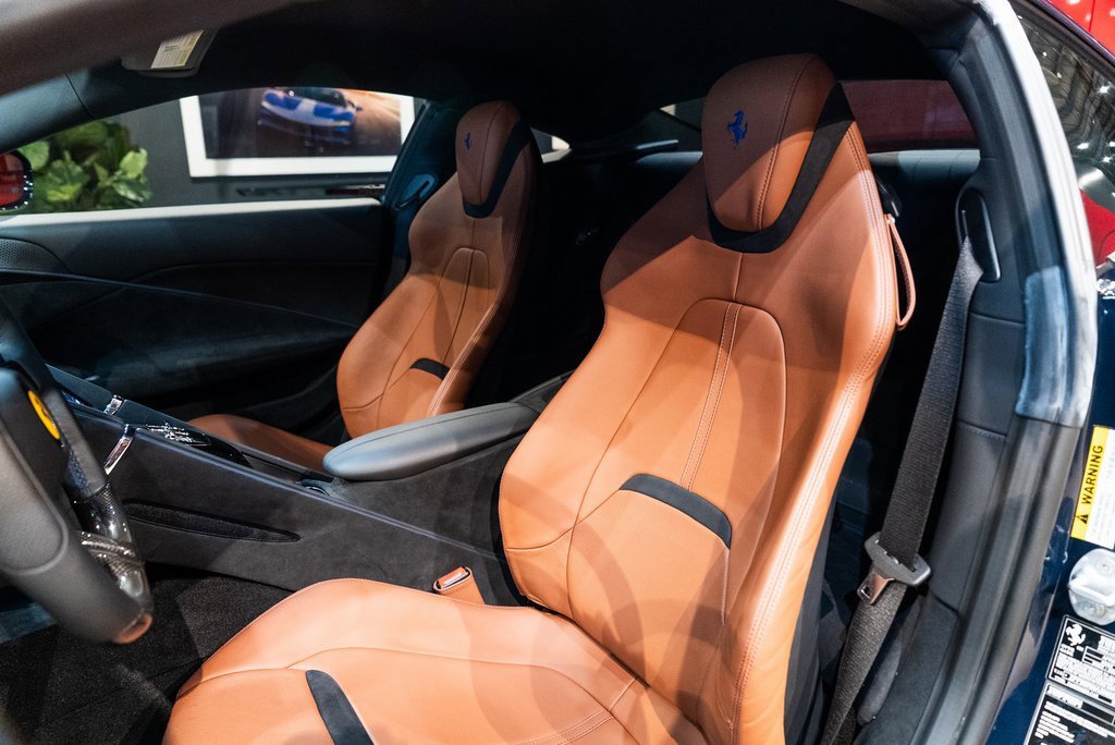 Certified 2022 Ferrari Roma image 4