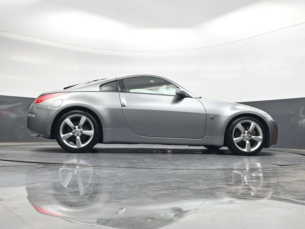 Used 2006 Nissan 350Z Enthusiast RWD image 32