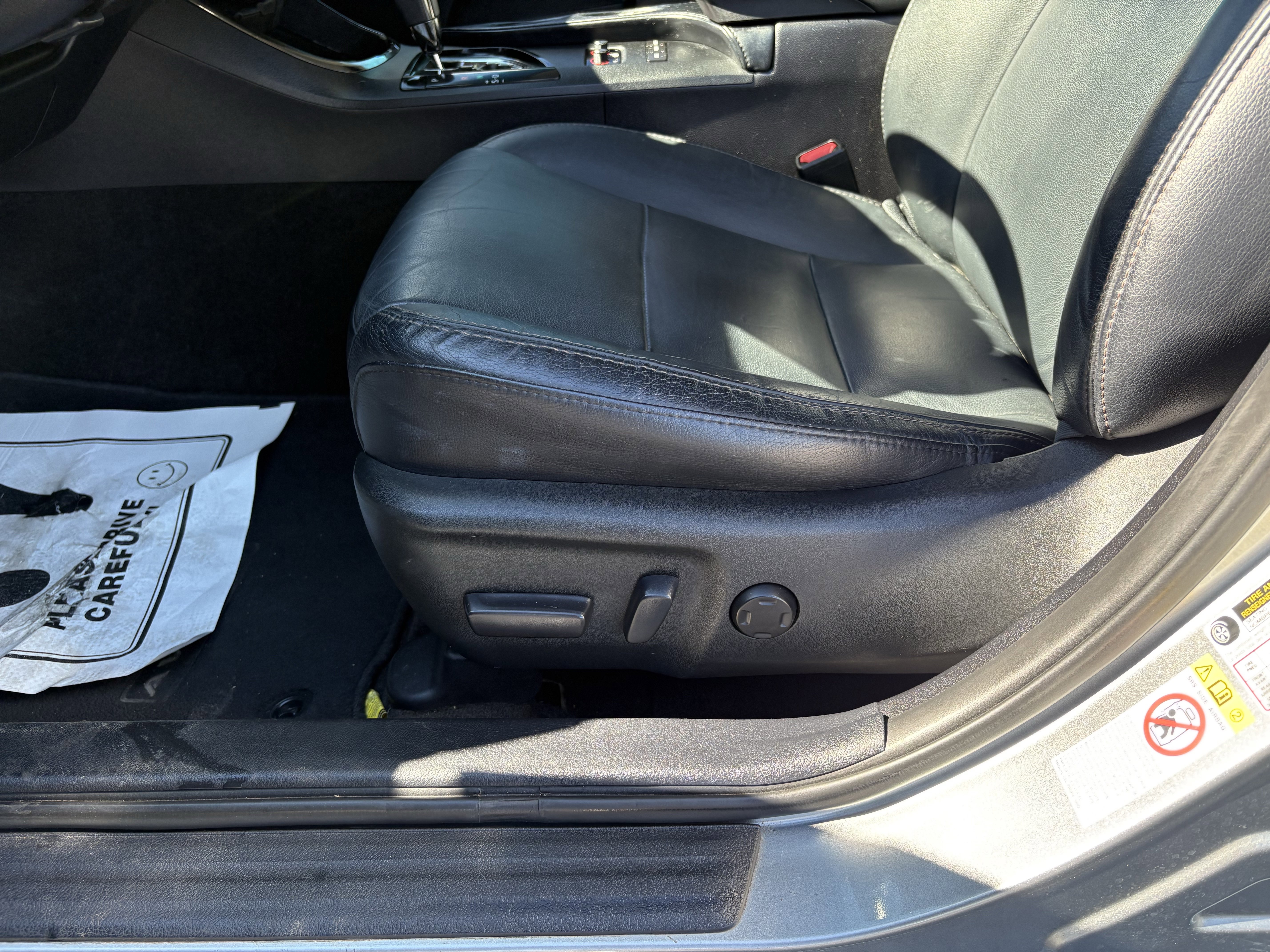 Used 2017 Toyota Avalon XLE image 12