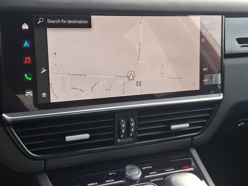 Used 2022 Porsche Cayenne Turbo image 3