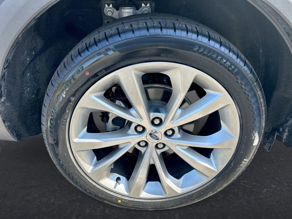 Used 2021 Ford Explorer Platinum w/ Equipment Group 601A AWD/4WD image 30