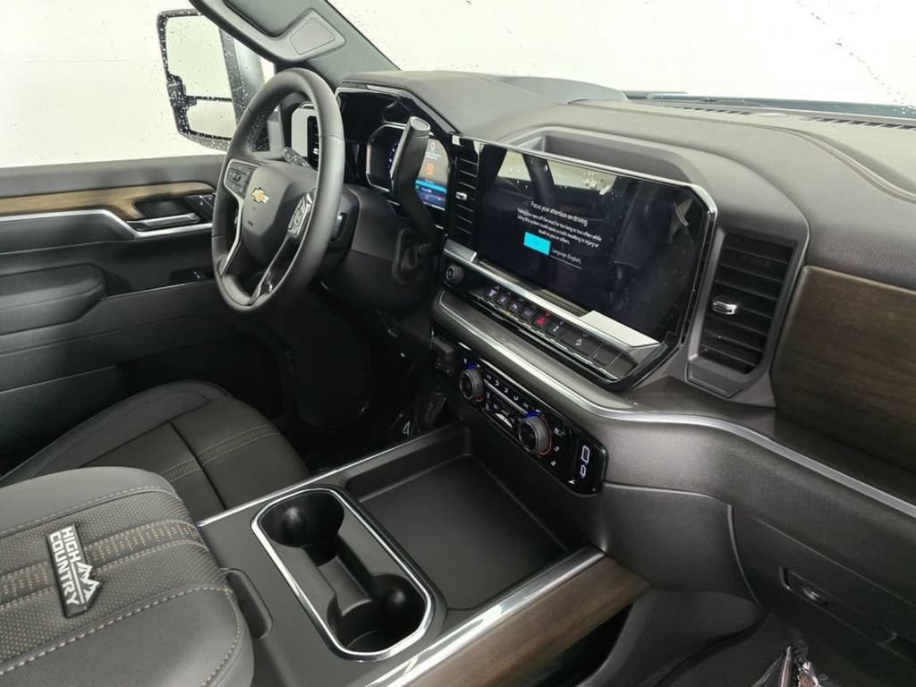 New 2026 Chevrolet Silverado 2500 High Country w/ High Country Premium Package AWD/4WD image 10