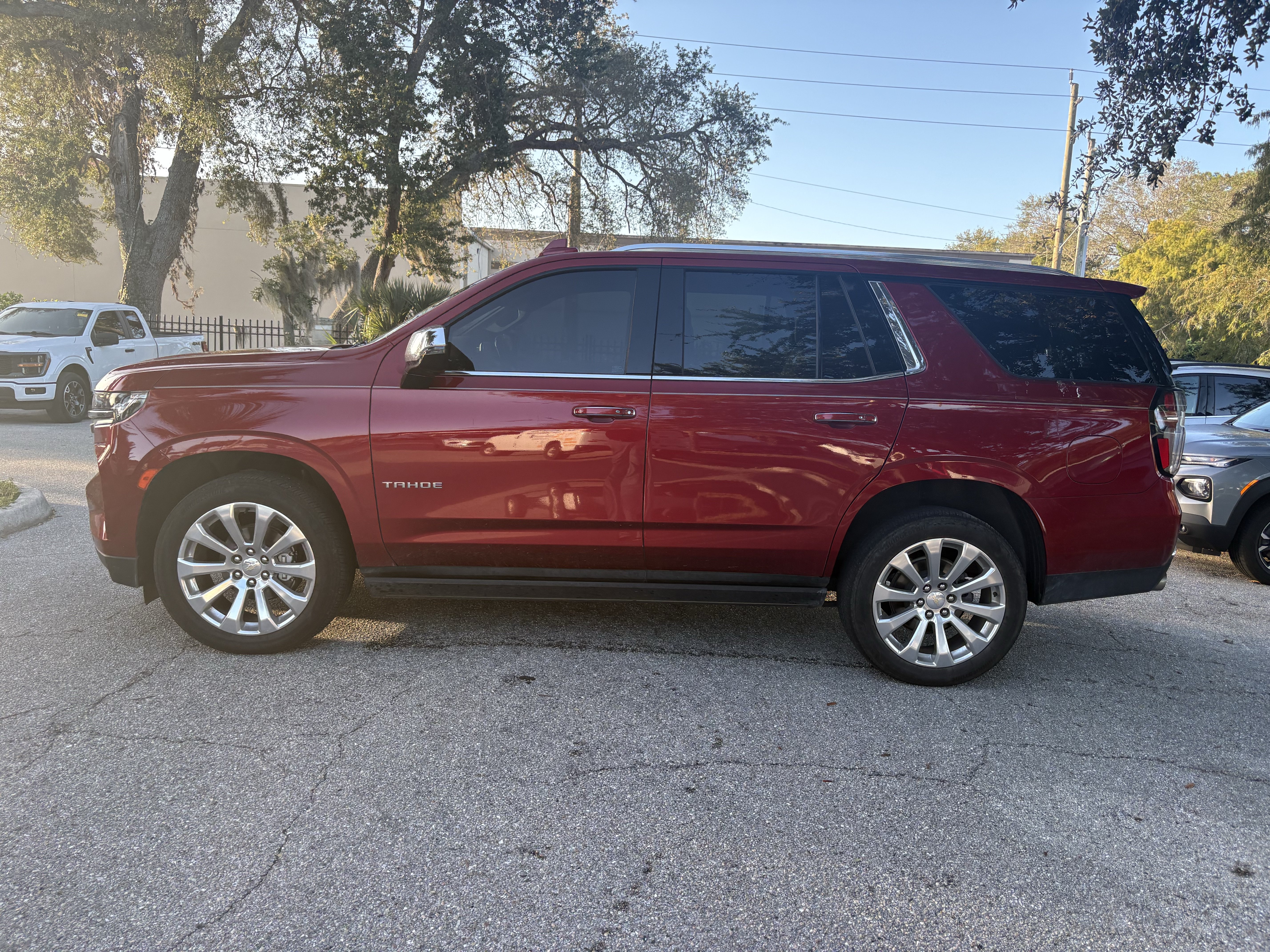 Used 2021 Chevrolet Tahoe Premier AWD/4WD image 4