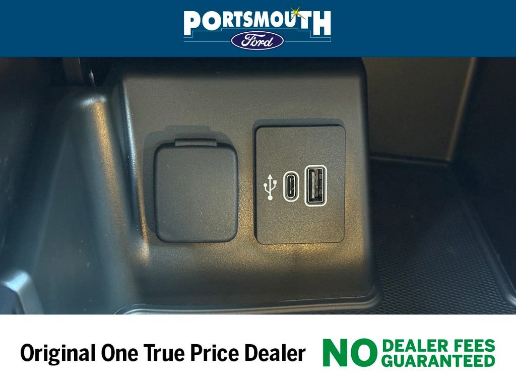 New 2025 Ford Explorer Active w/ Active Comfort Package image 19