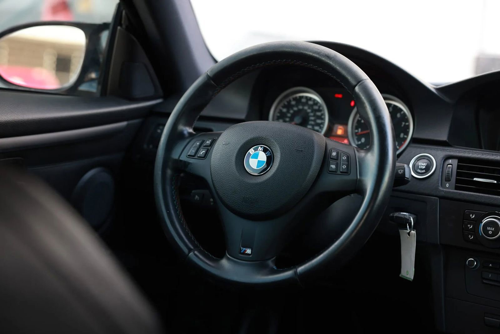 Used 2011 BMW M3 Coupe RWD image 29
