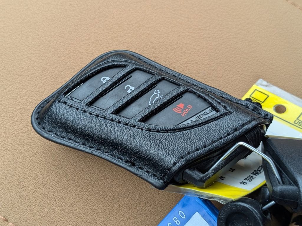 Used 2024 Lexus RX 350 w/ Technology Package image 33