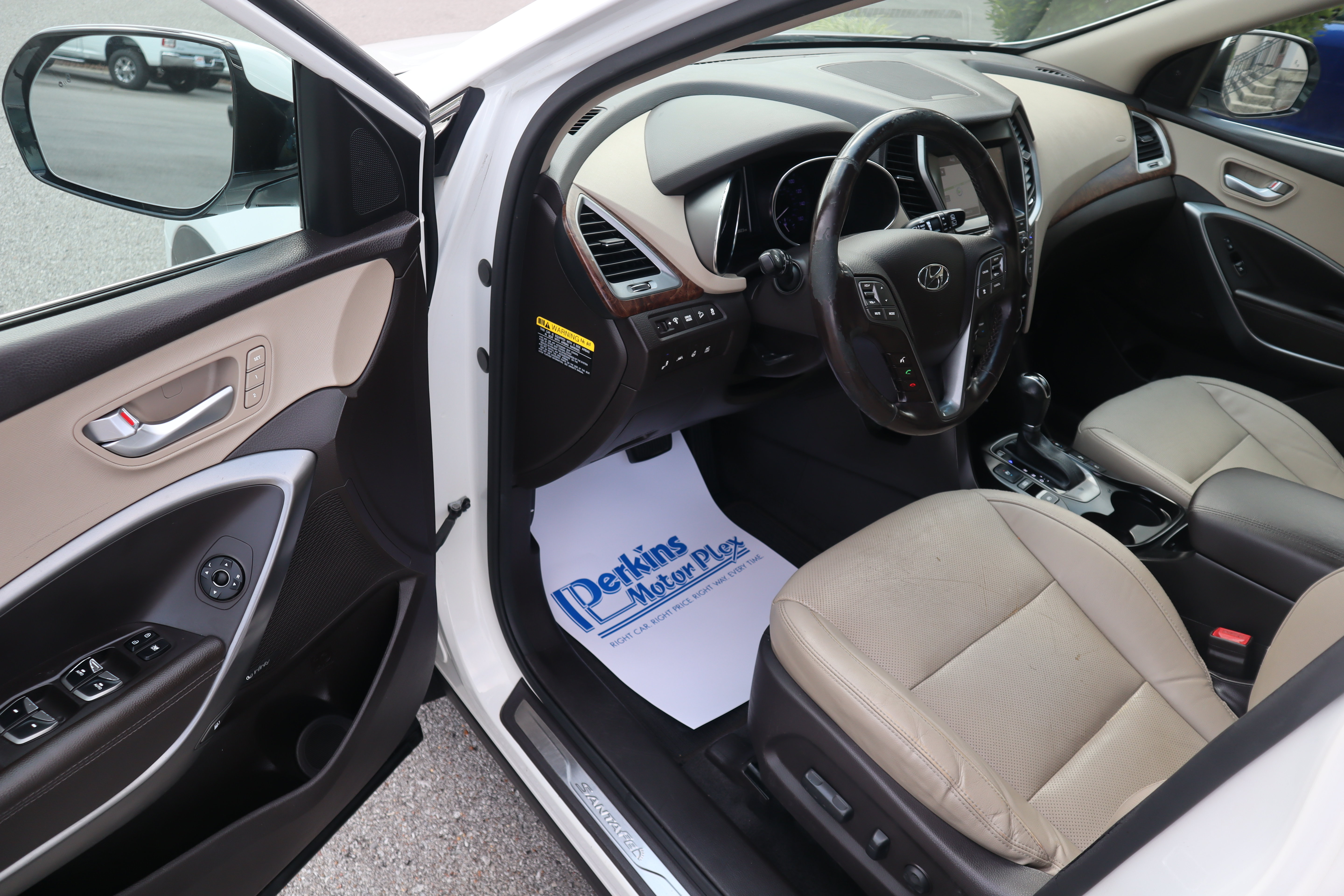 Used 2019 Hyundai Santa Fe XL FWD image 3