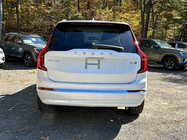 New 2026 Volvo XC90 B6 Ultra image 3