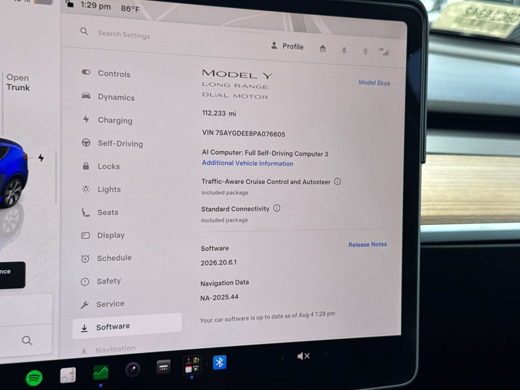 Used 2023 Tesla Model Y Long Range AWD/4WD image 32