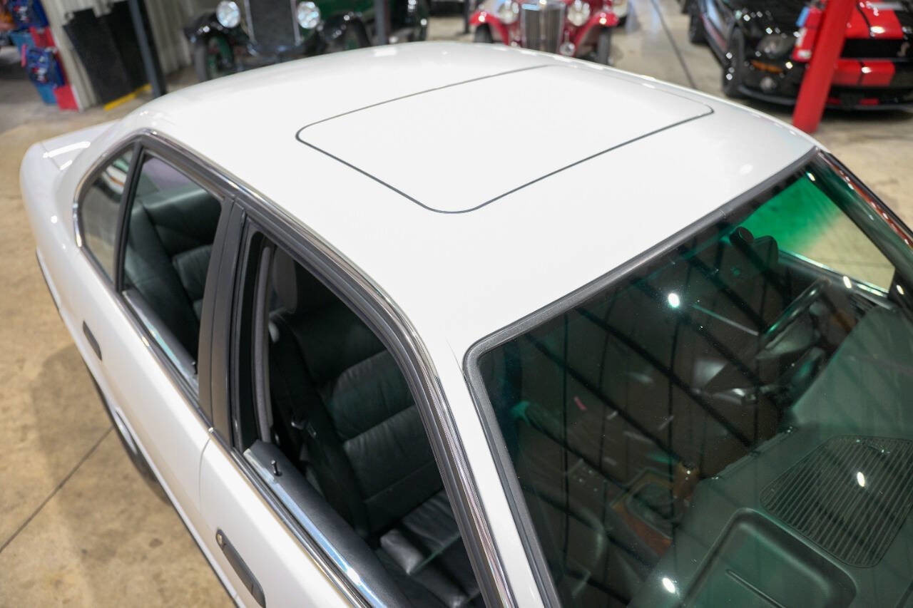 Used 1993 BMW 535i Sedan image 19