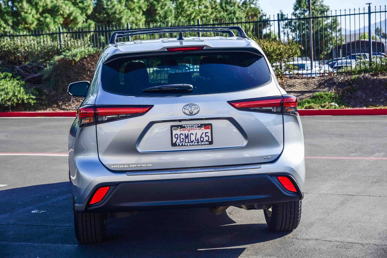 Certified 2023 Toyota Highlander LE image 6