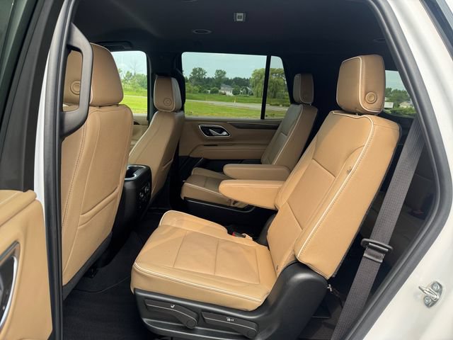 Used 2024 Chevrolet Tahoe Premier AWD/4WD image 16