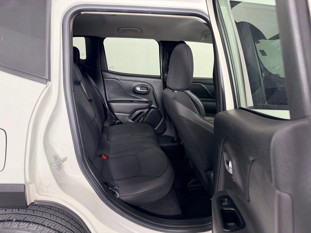 Used 2020 Jeep Renegade Altitude image 30