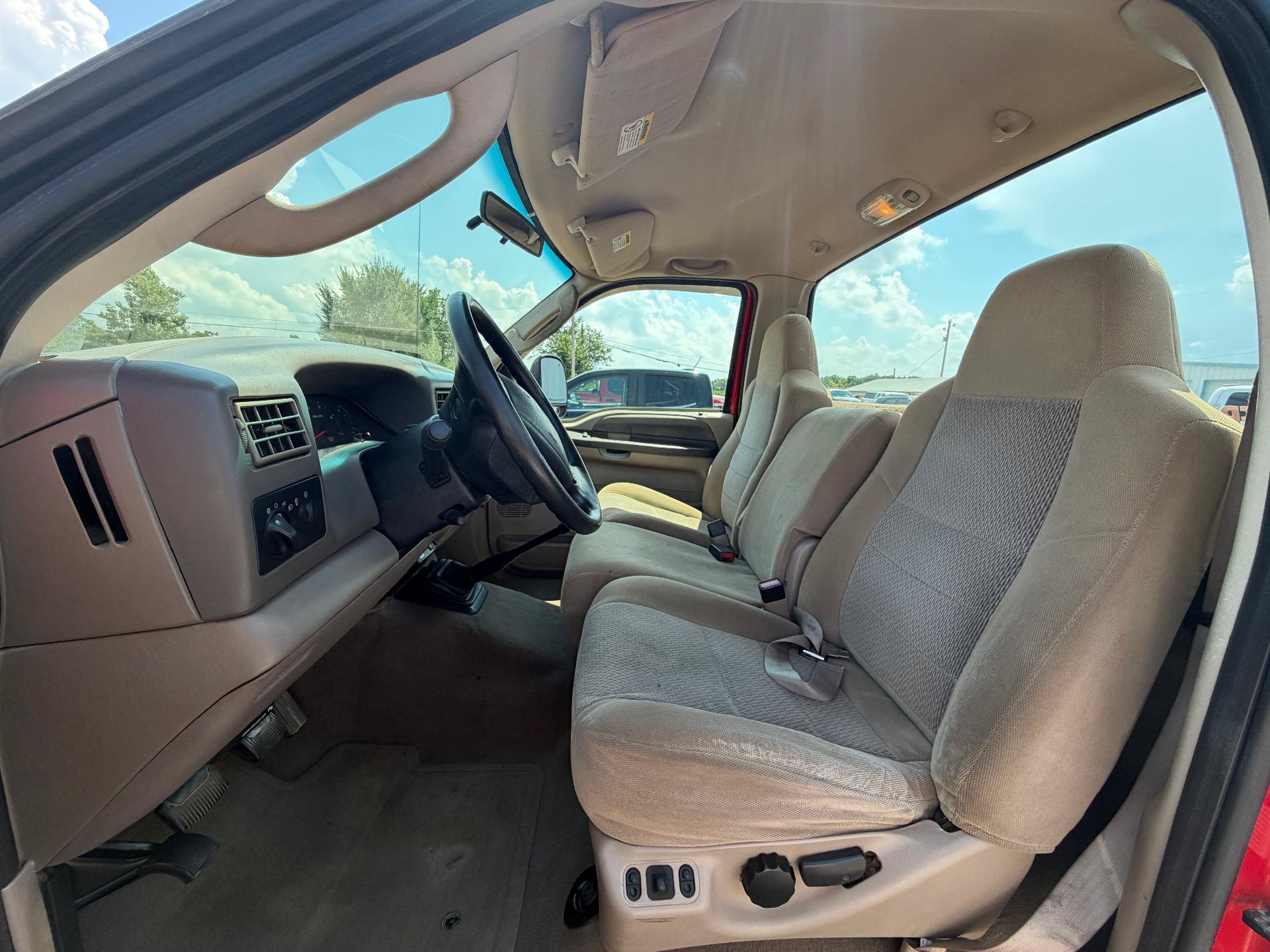 Used 2003 Ford F250 XL AWD/4WD image 9