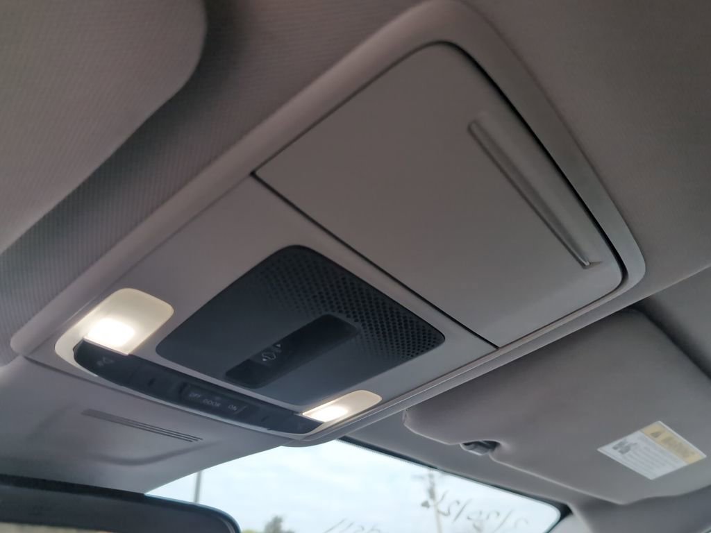 Certified 2025 Honda CR-V EX image 30